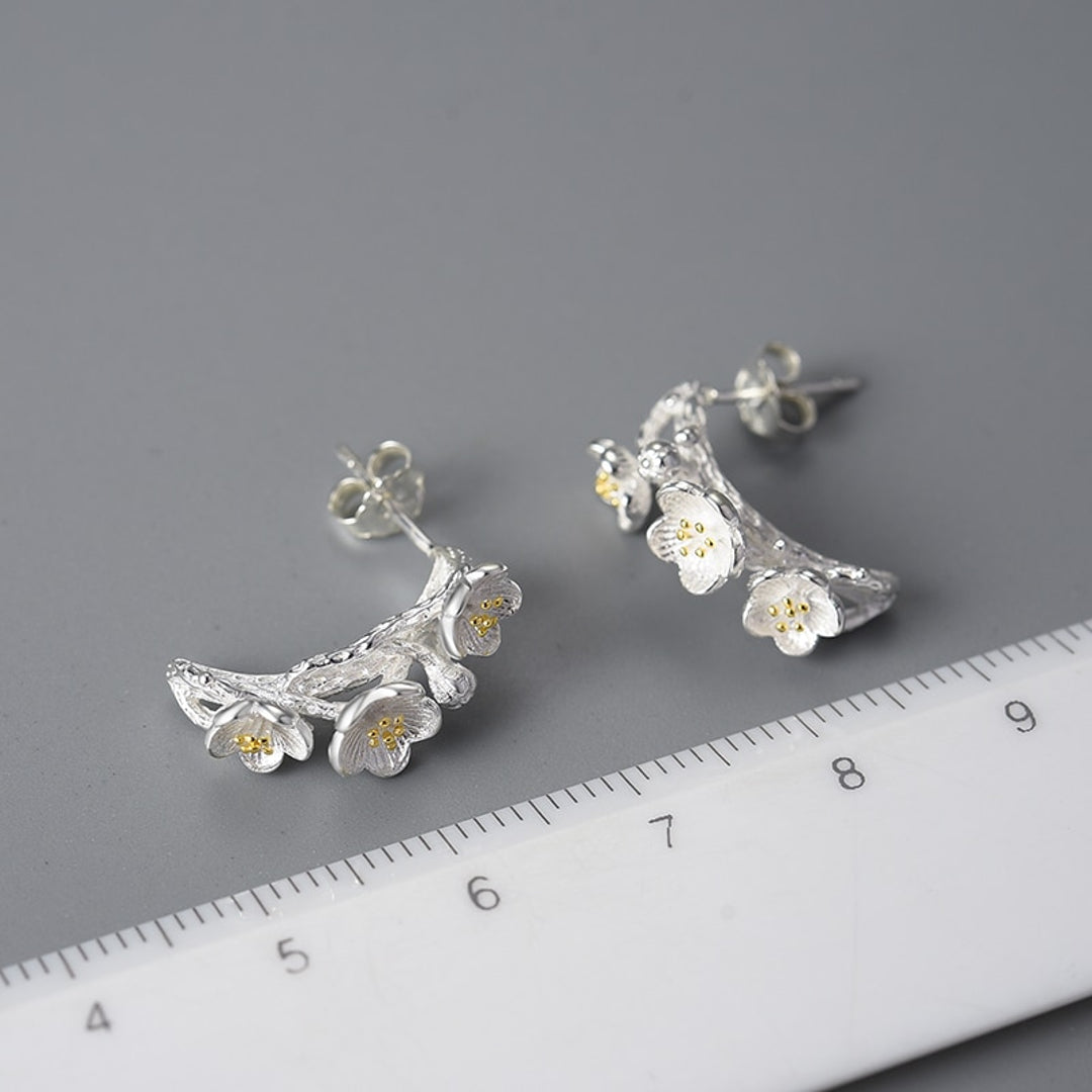 Earrings-With-Branch-And-Flowers-By-Yonandole_4