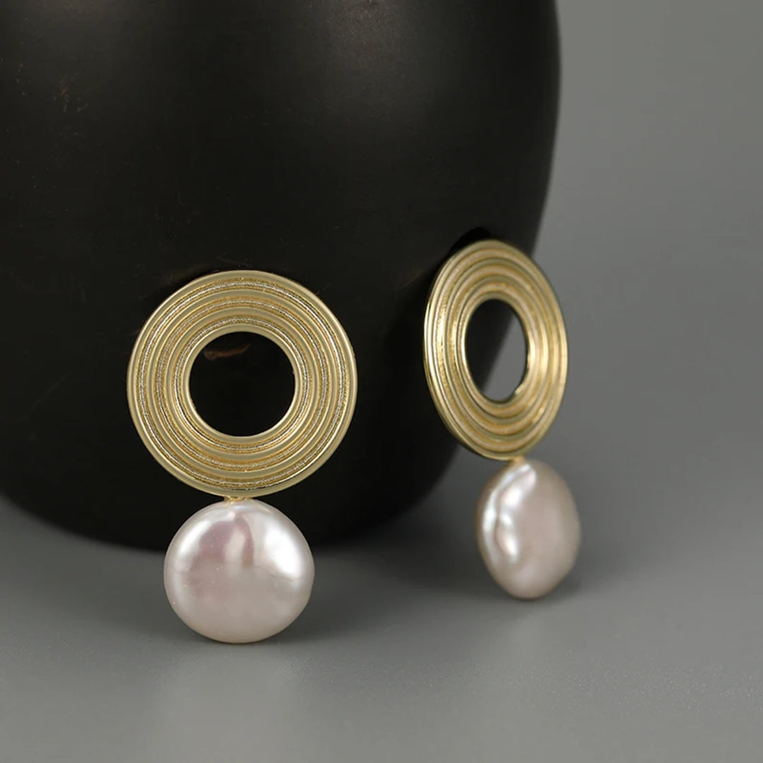 Earrings-With-Circle-And-Flat-Baroque-Pearl-By-Yonandole_1
