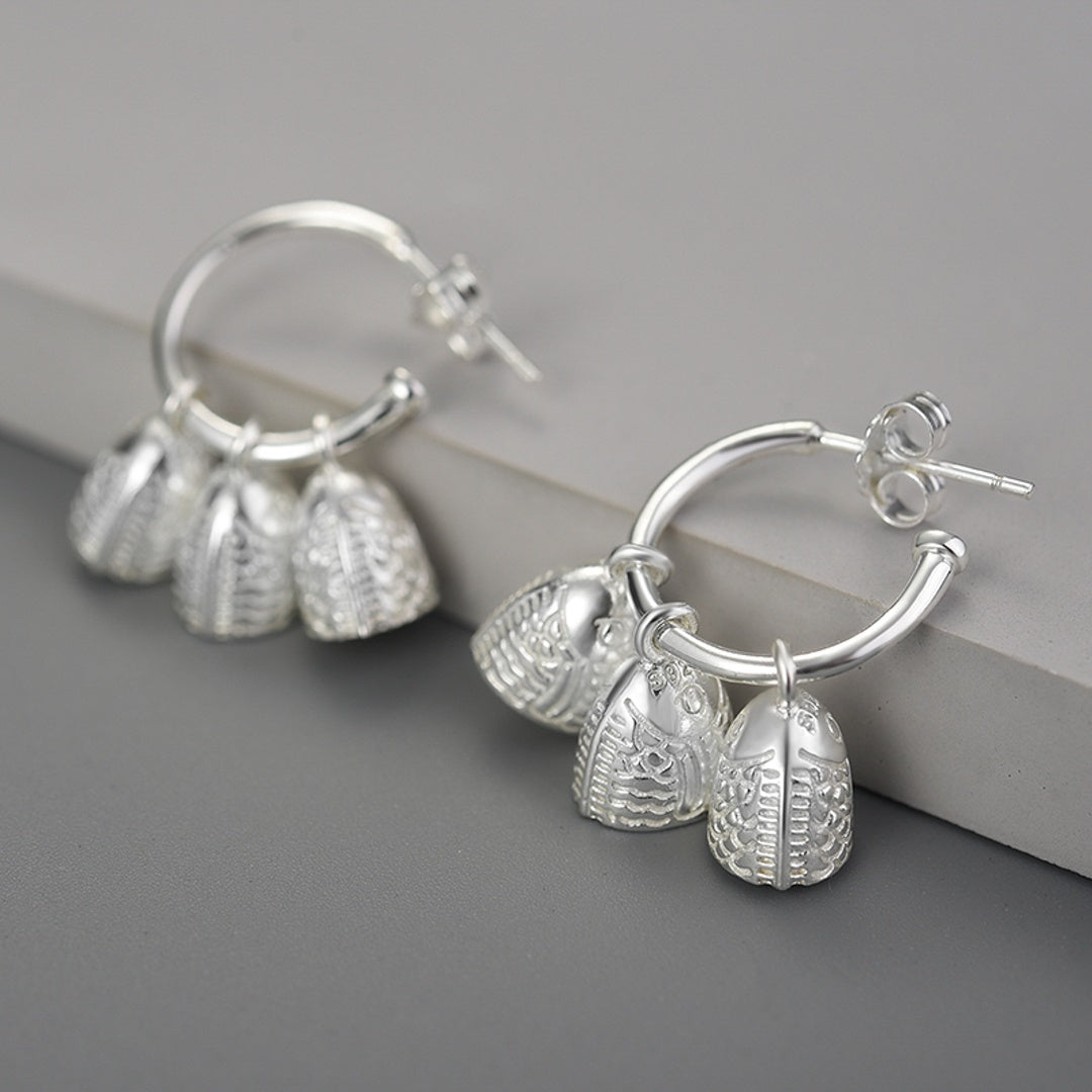 Earrings-With-Engraved-Bells-By-Yonandole_3