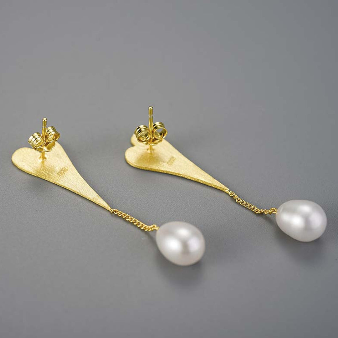 Earrings-With-Heart-And-Pearl-By-Yonandole_4