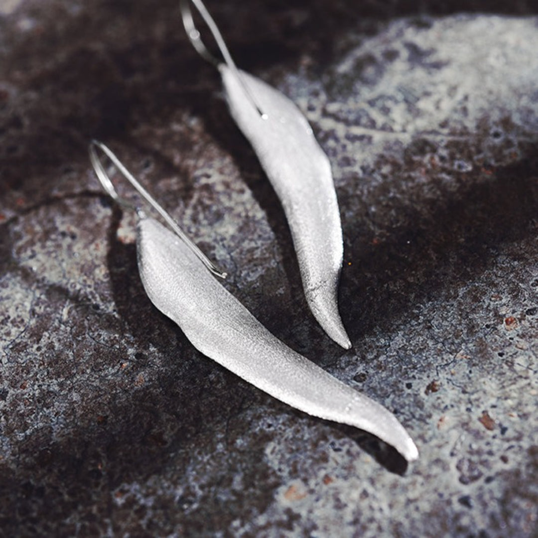 Earrings-With-Long-Narrow-Leaf-By-Yonandole_9