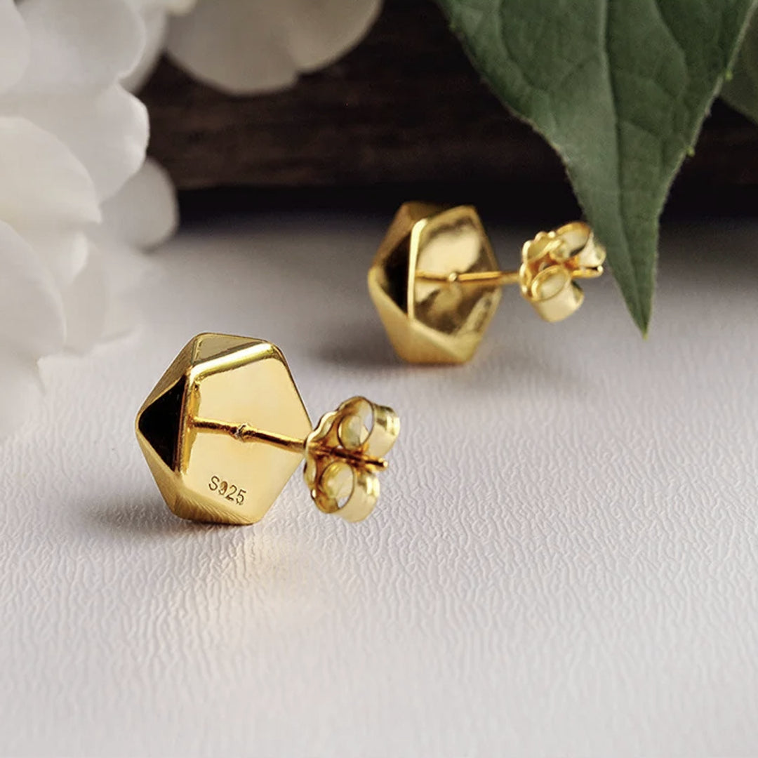 Earrings-With-Pentagon-And-Shell-By-Yonandole_7