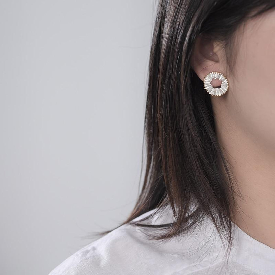 Earrings-With-Round-Pencil-Shavings-By-Yonandole_3