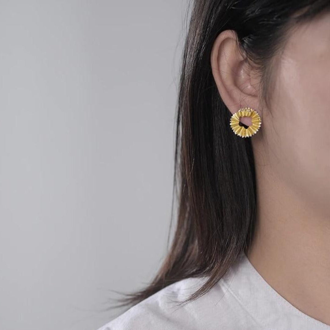 Earrings-With-Round-Pencil-Shavings-By-Yonandole_6