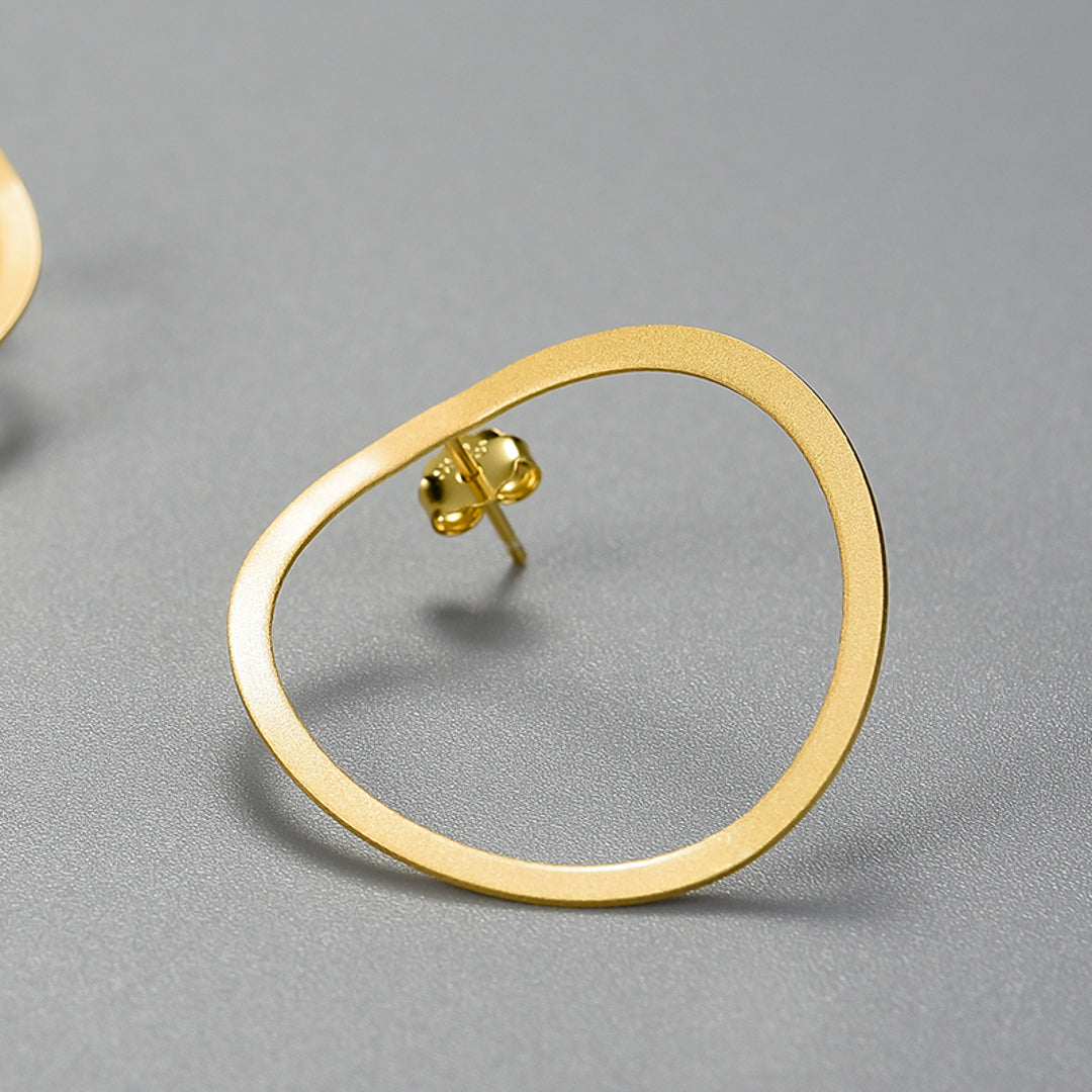 Earrings-With-Slightly-Wavy-Flat-Circle-By-Yonandole_7