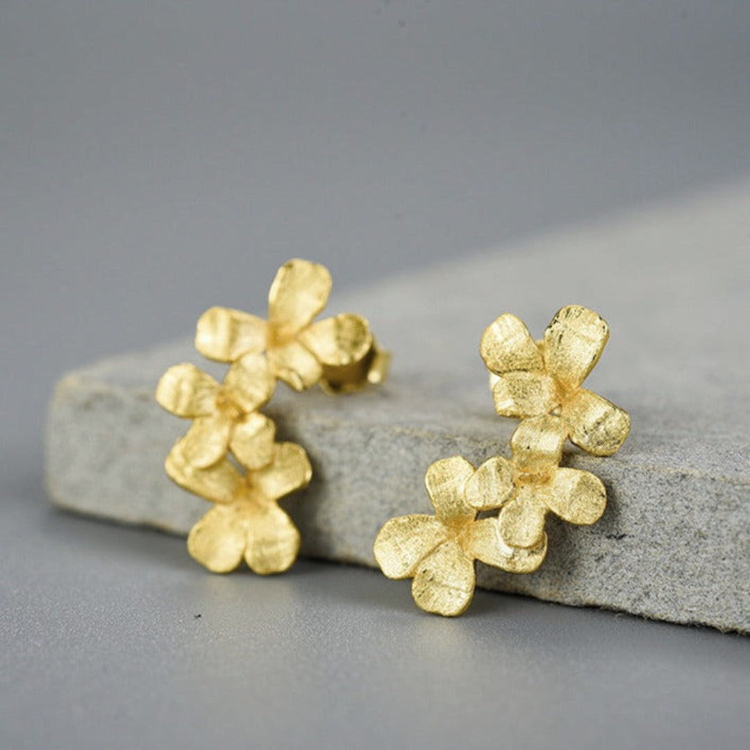 Earrings-With-Small-Four-Petal-Flowers-By-Yonandole_2
