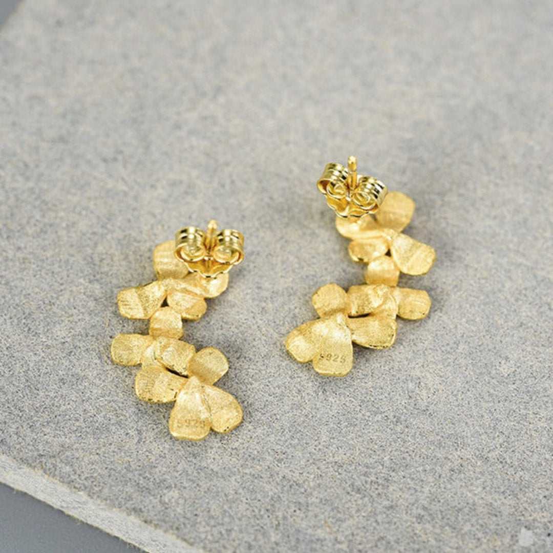 Earrings-With-Small-Four-Petal-Flowers-By-Yonandole_4