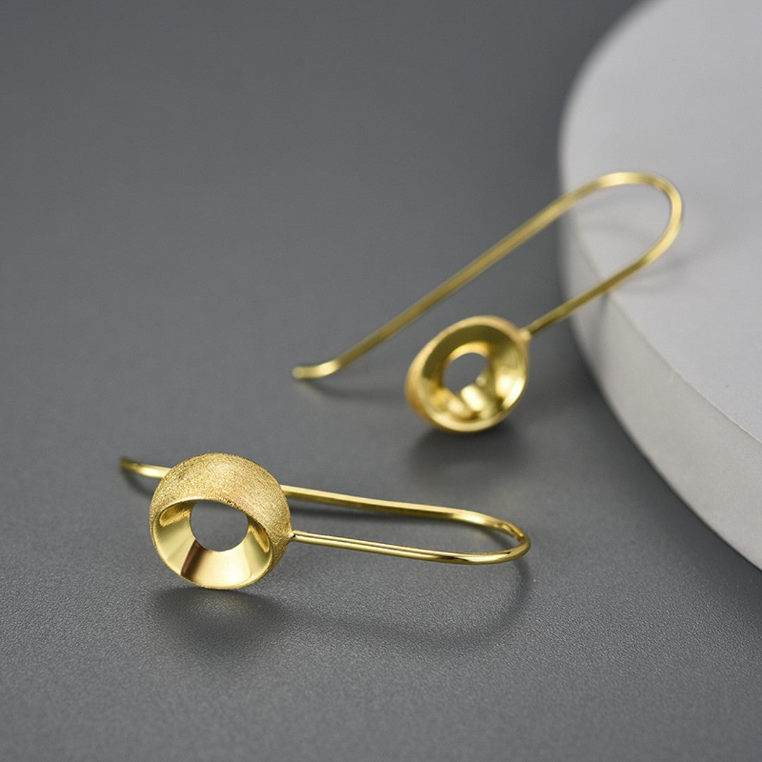 Earrings-With-Stereoscopic-Circle-By-Yonandole_4