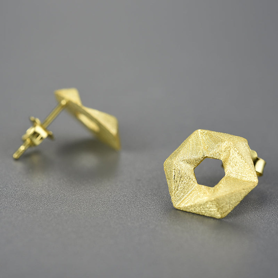 Earrings-With-Stereoscopic-Hexagon-By-Yonandole_6