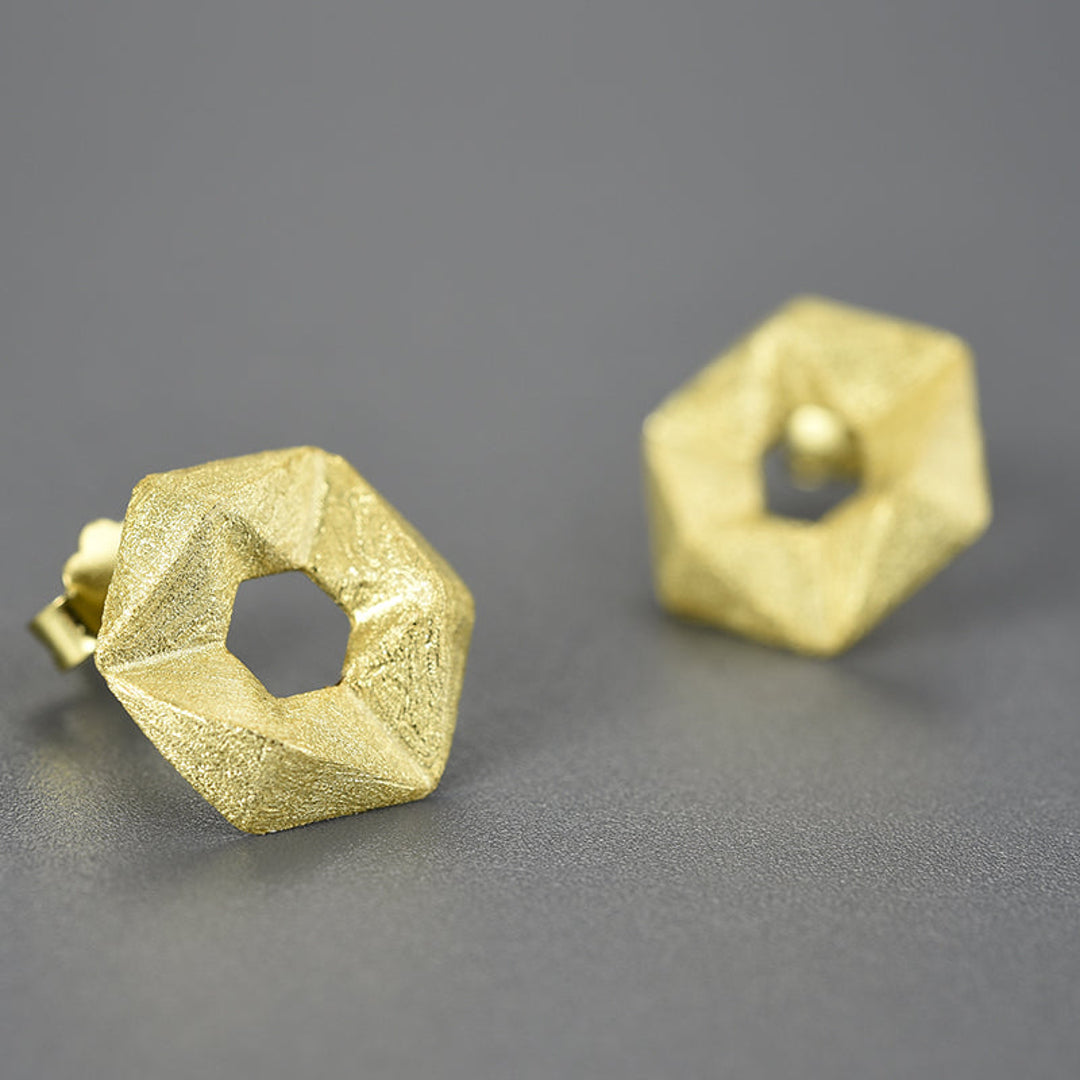 Earrings-With-Stereoscopic-Hexagon-By-Yonandole_8