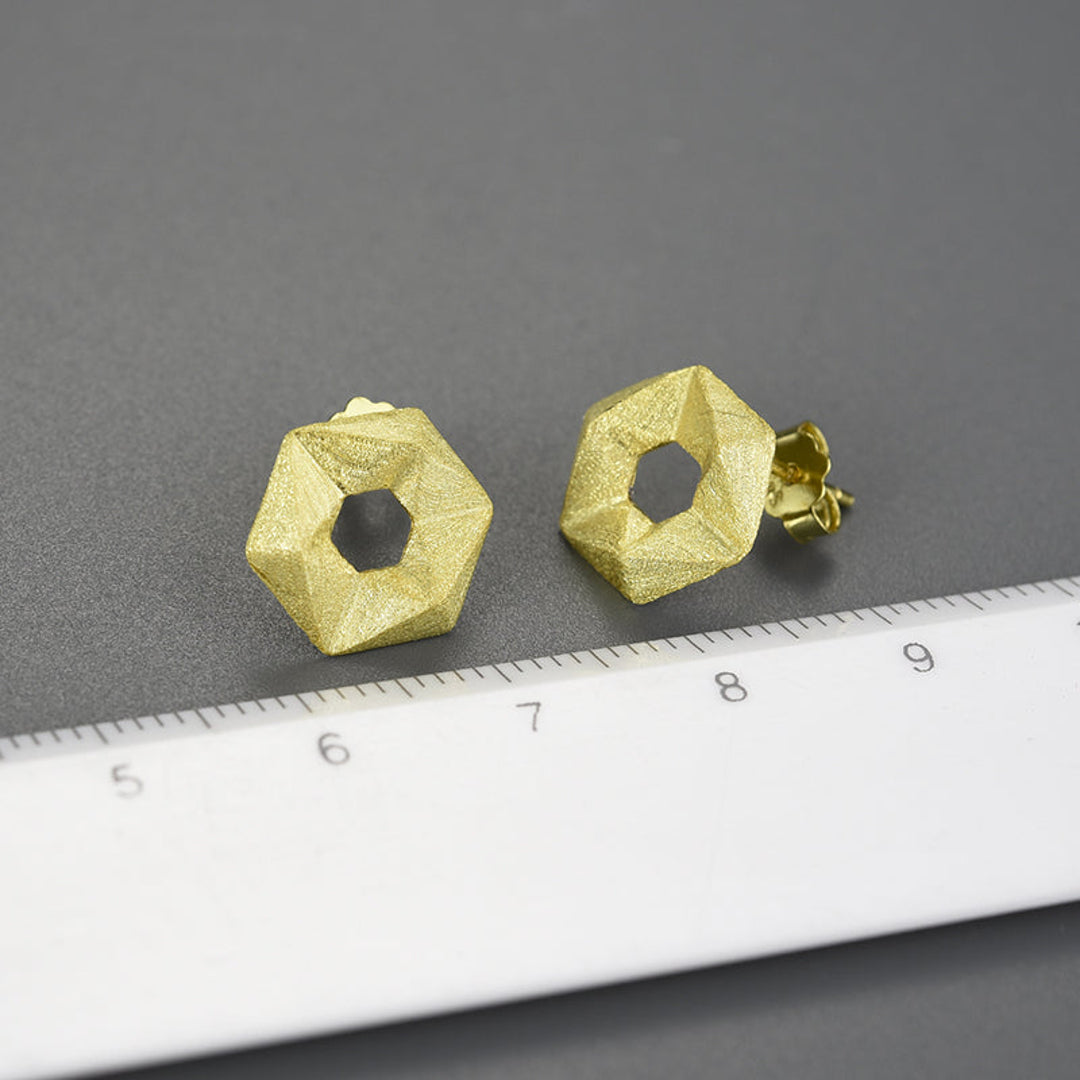 Earrings-With-Stereoscopic-Hexagon-By-Yonandole_9