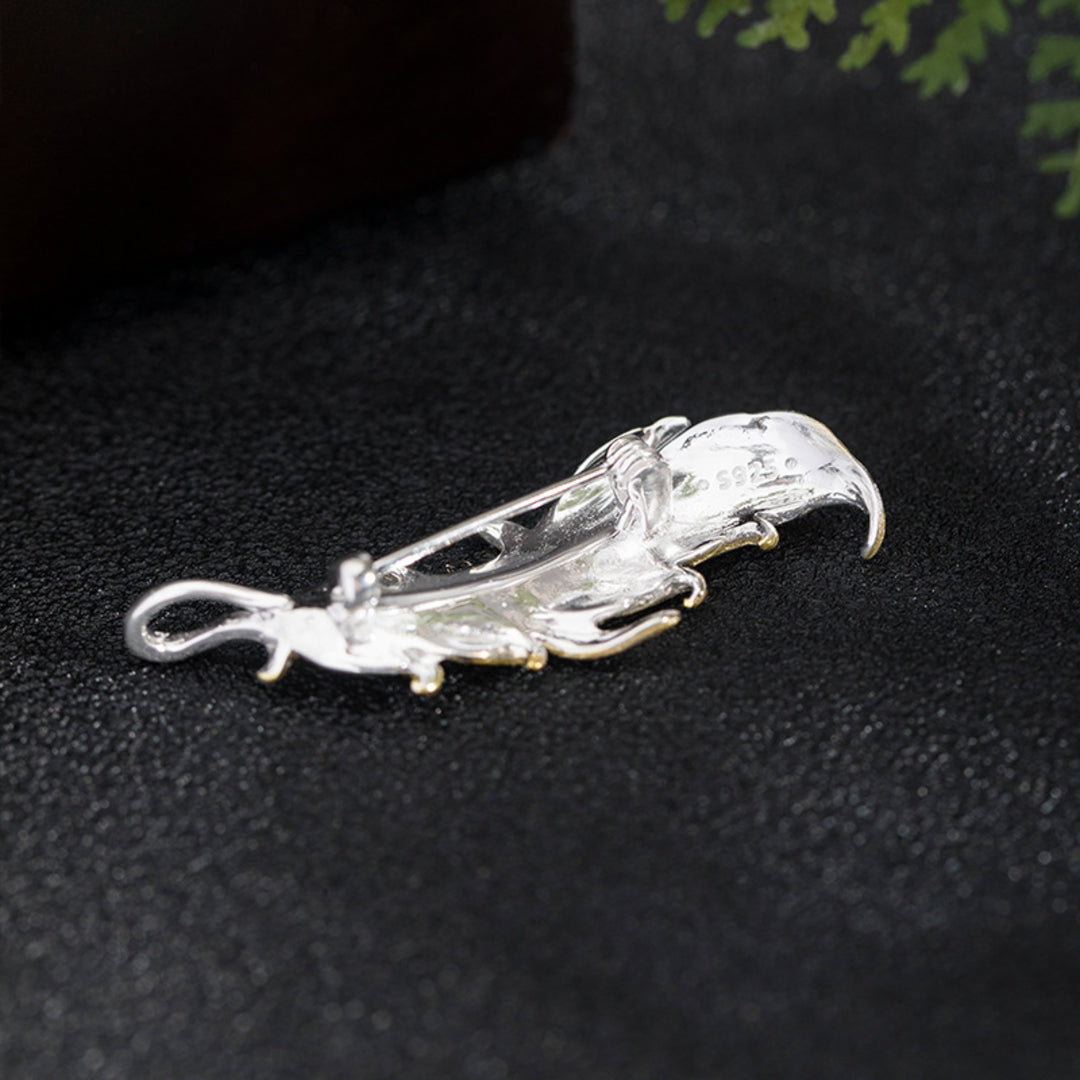 Feather-Brooch-By-Yonandole_4a