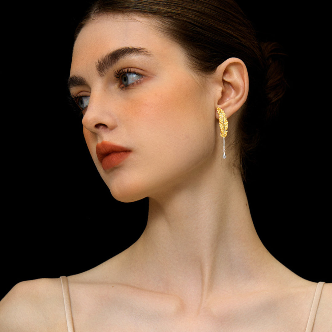 Feather-Earrings-By-Yonandole_9a