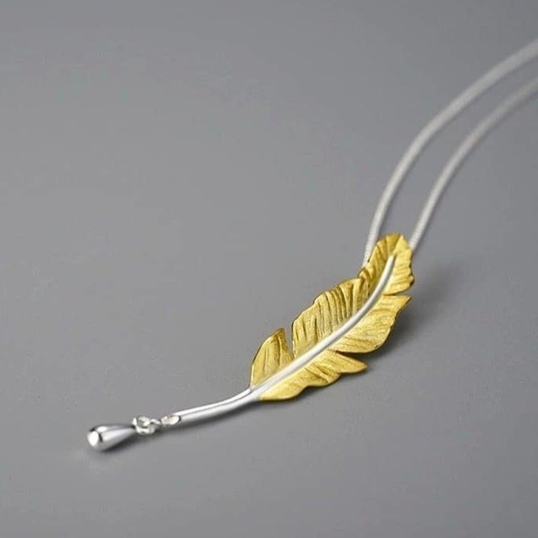 Feather-Pendant-By-Yonandole_9