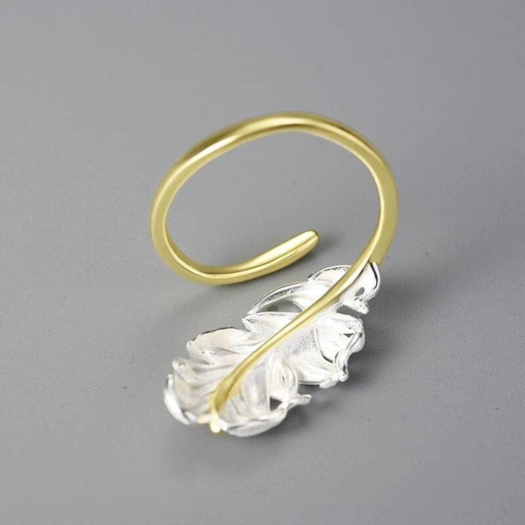 Feather-Ring-By-Yonandole_3