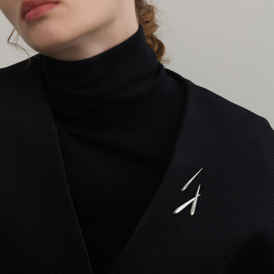 Flying-Raindrops-Brooch-By-Yonandole_6