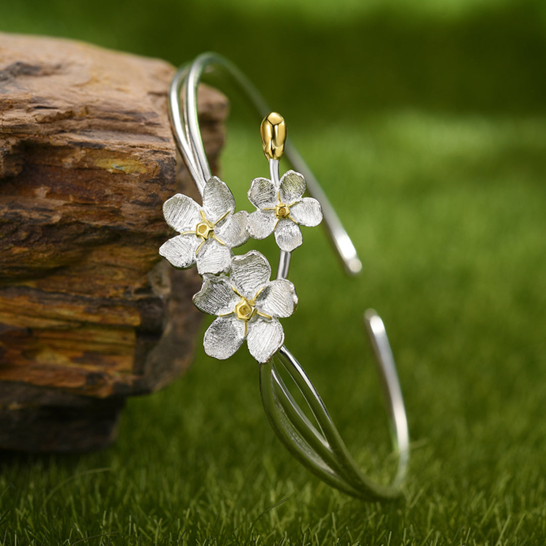 Forget-Me-Not-Bangle-By-Yonandole_1a