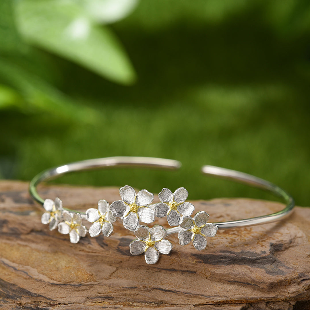 Forget-Me-Not-Bangle-By-Yonandole_5