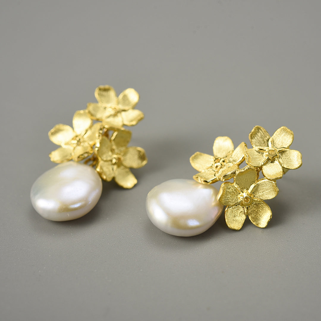 Forget-Me-Not-Earrings-With-Baroque-Pearl-By-Yonandole_4