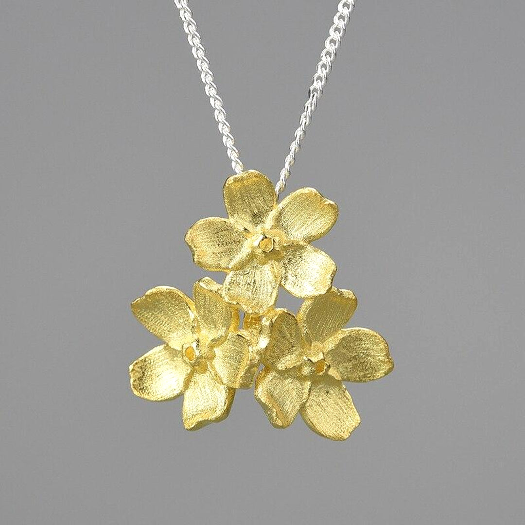 Forget-Me-Not-Pendant-By-Yonandole_4