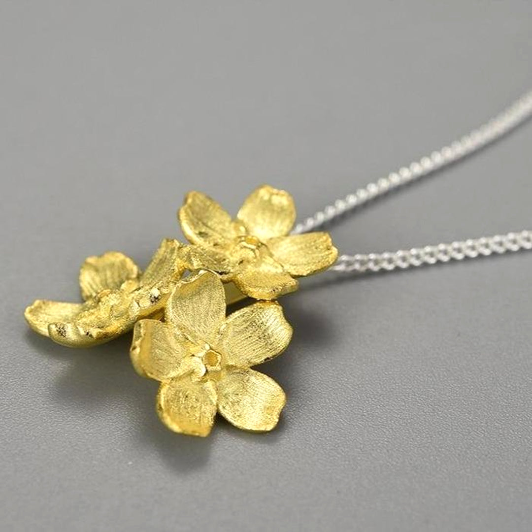 Forget-Me-Not-Pendant-By-Yonandole_8