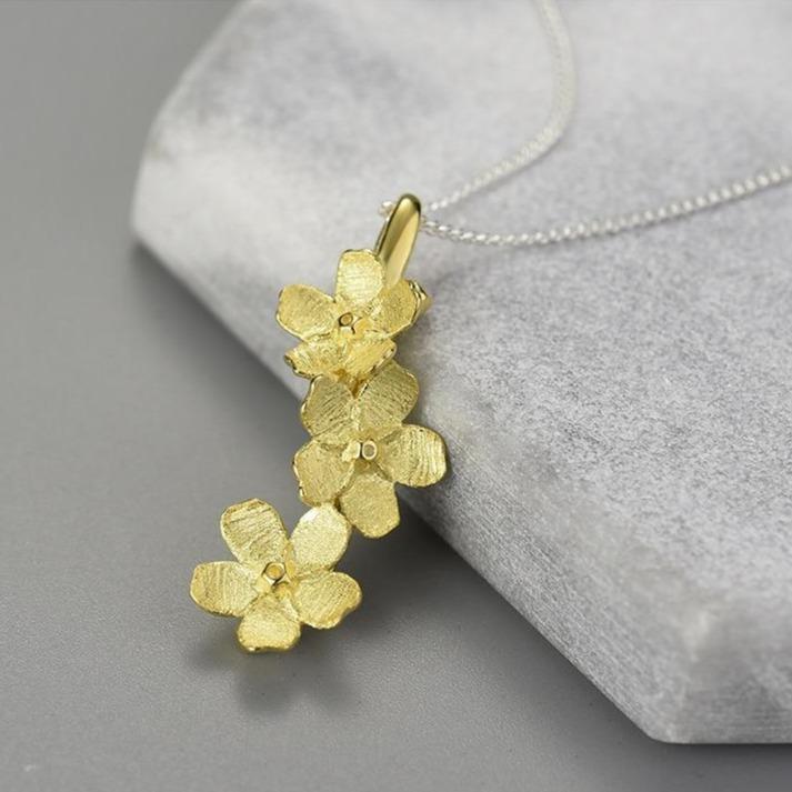 Forget-Me-Not-Pendant-By-Yonandole_88