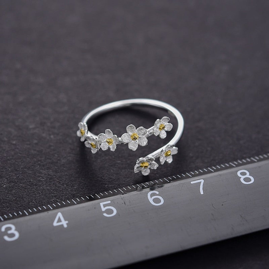 Forget-Me-Not-Ring-By-Yonandole_5