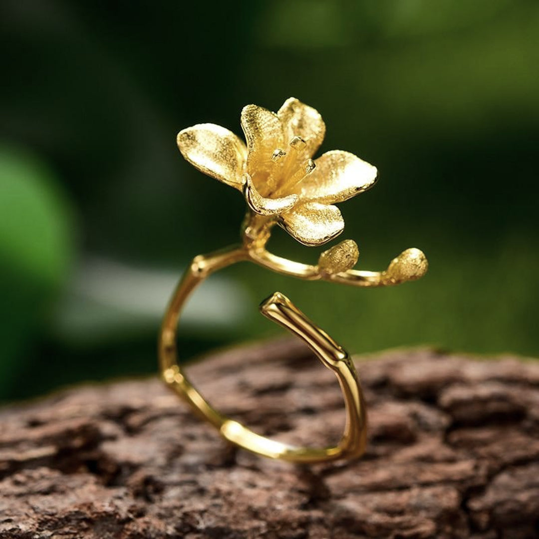 Freesia-Flower-Ring-By-Yonandole_6
