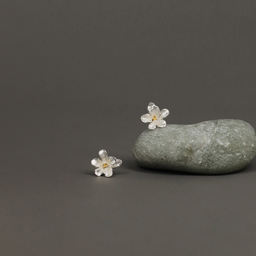Freesia-Flower-Stud-Earrings-By-Yonandole_3