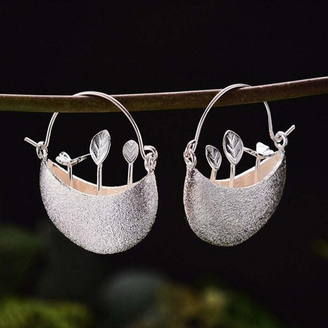 Garden-Bag-Earrings-By-Yonandole_7