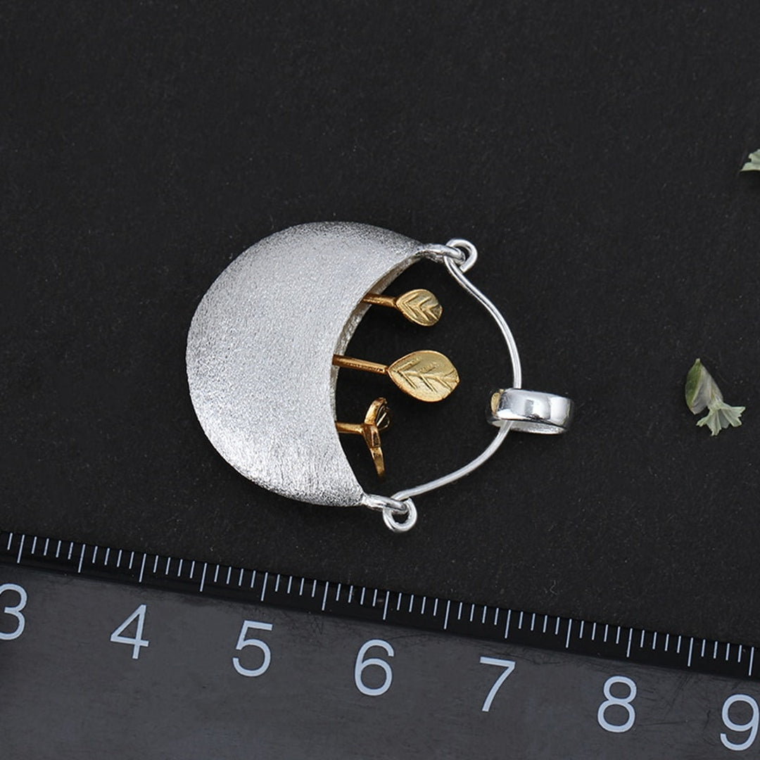 Garden-Bag-Pendant-By-Yonandole_4