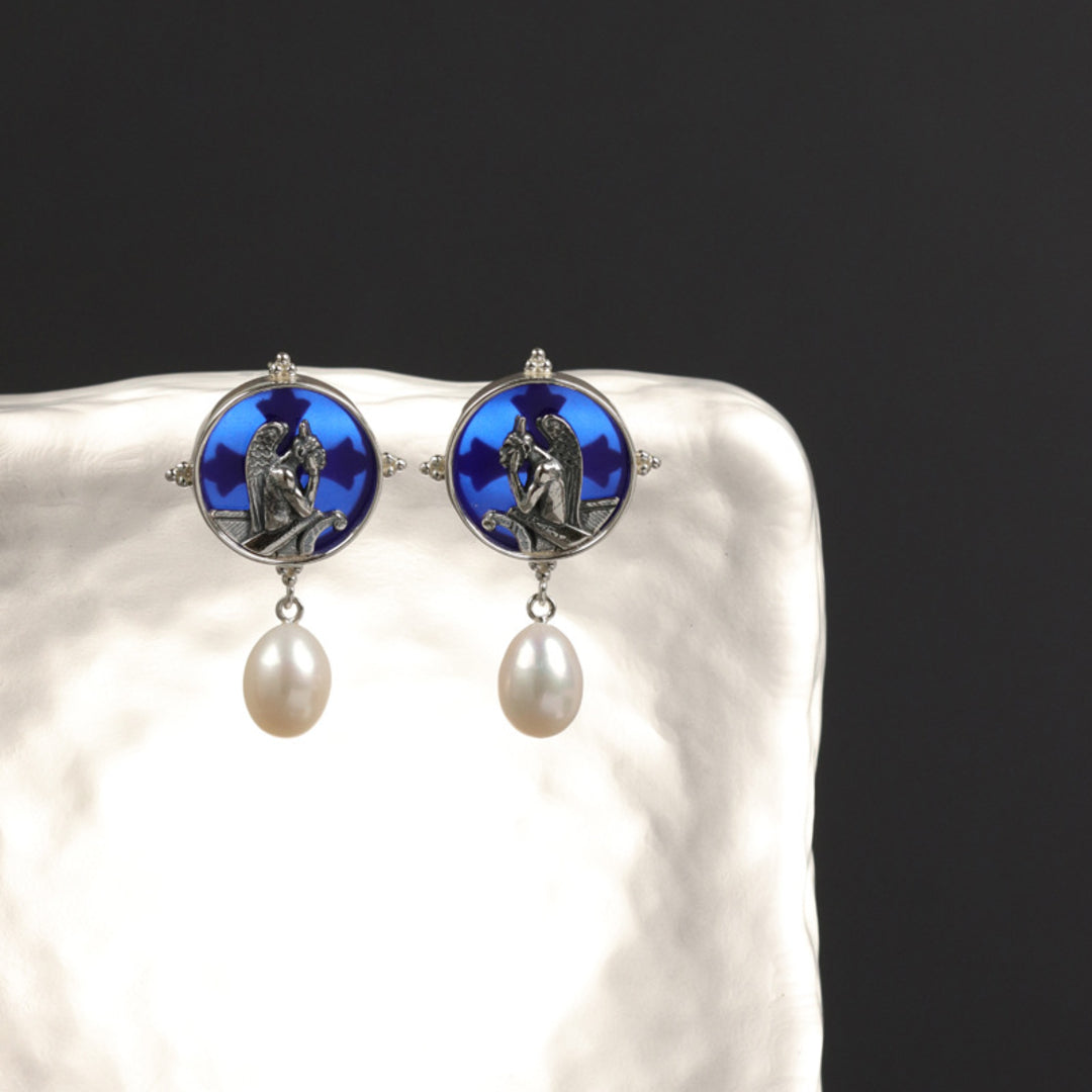 Gargoyles-Of-Notre-Dame-Earrings-By-Yonandole_11