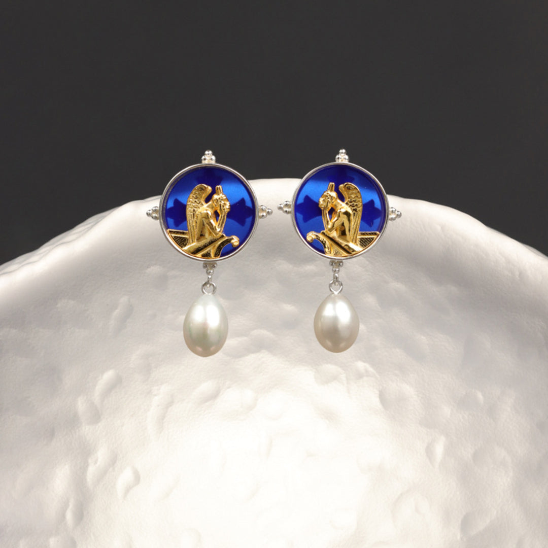 Gargoyles-Of-Notre-Dame-Earrings-By-Yonandole_5