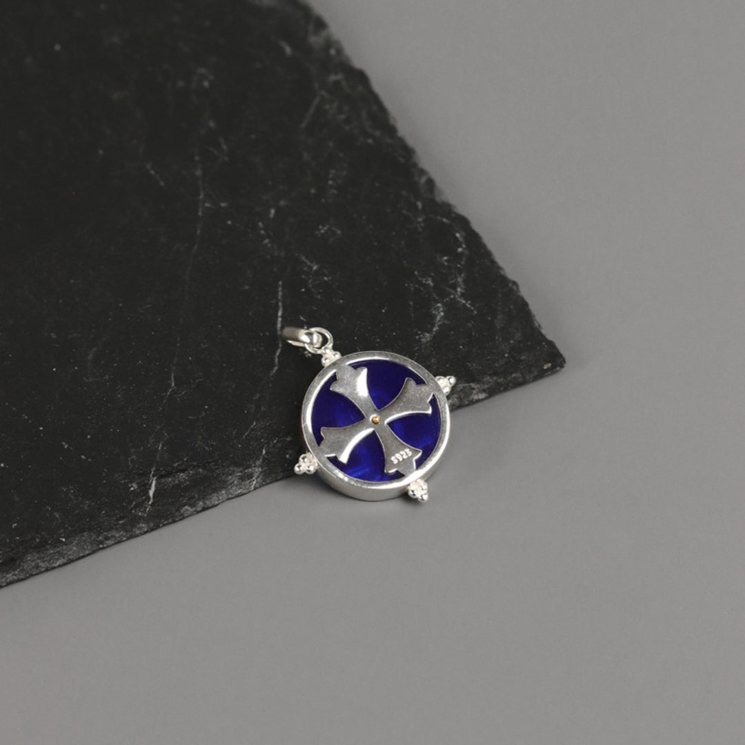 Gargoyles-Of-Notre-Dame-Pendant-By-Yonandole_10