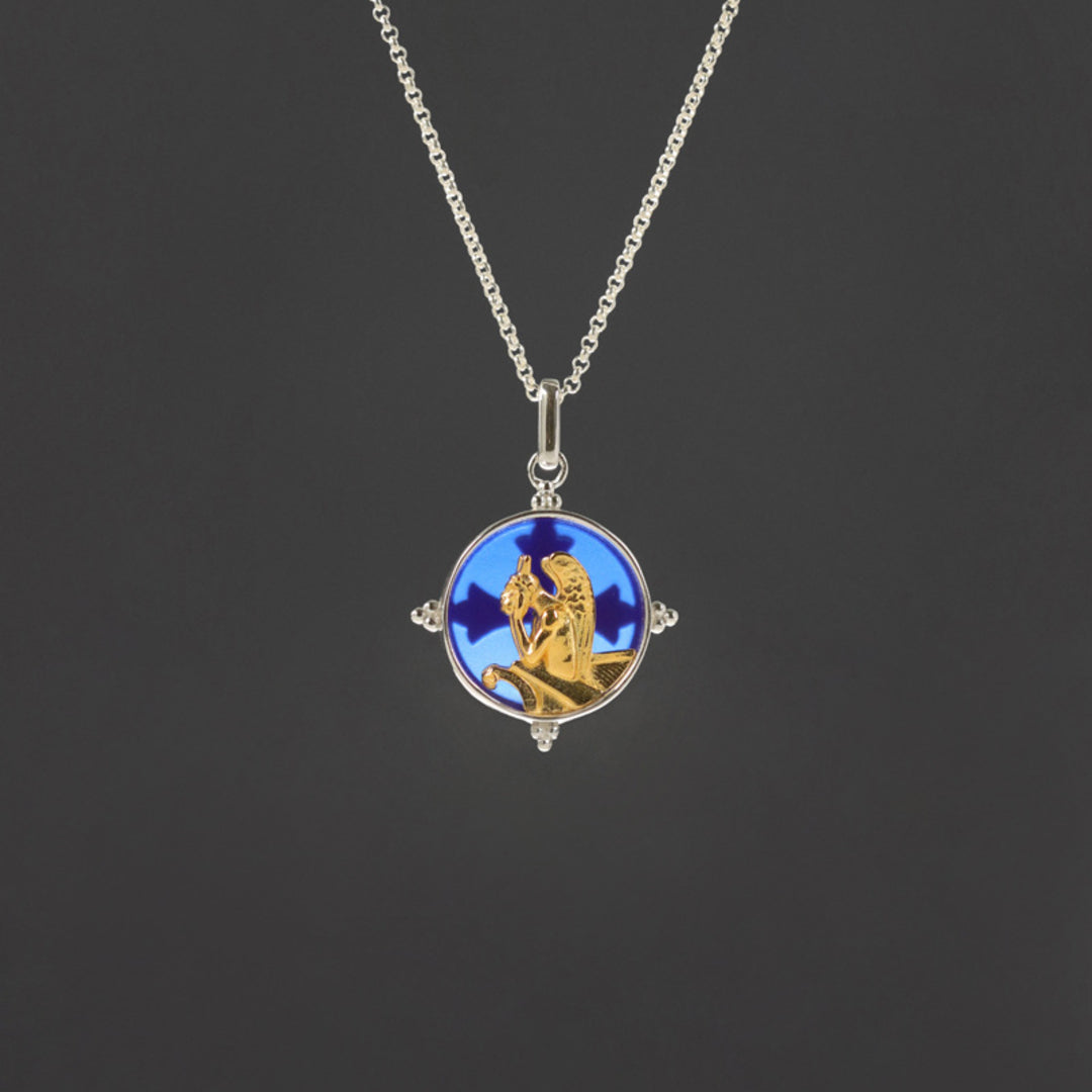 Gargoyles-Of-Notre-Dame-Pendant-By-Yonandole_2