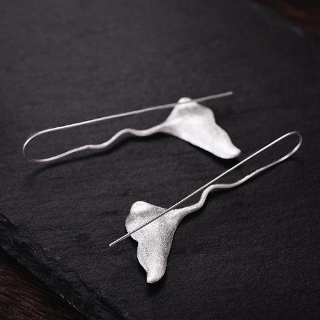 Ginkgo-Leaf-Earrings-By-Yonandole_5