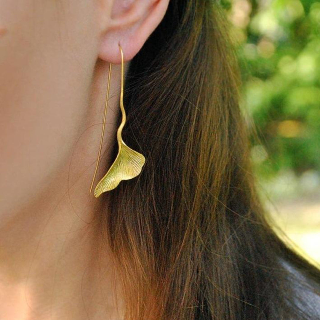 Ginkgo-Leaf-Earrings-By-Yonandole_8