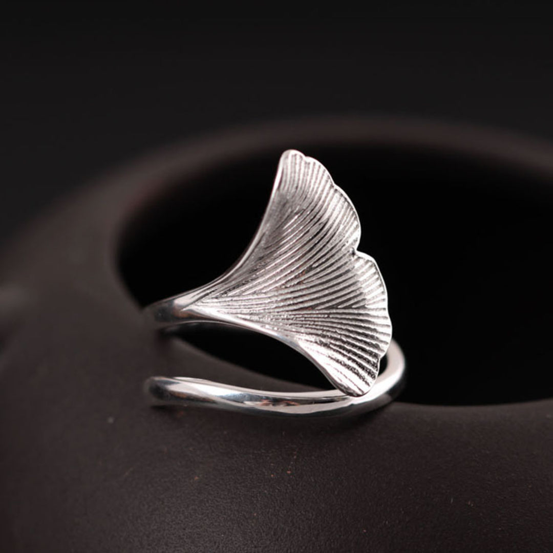 Ginkgo-Leaf-Ring-Adjustable-By-Yonandole_4