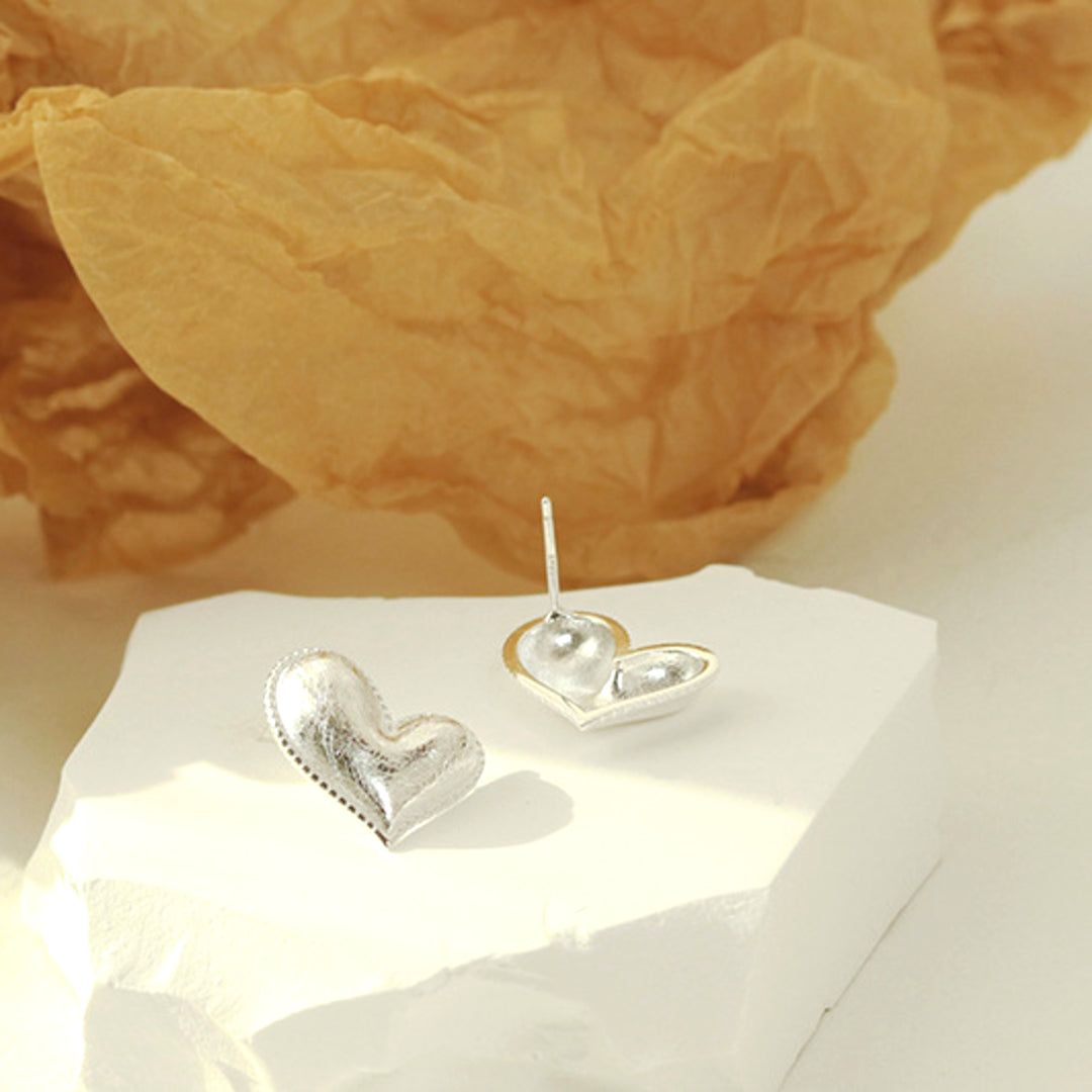 Heart-Earrings-By-Yonandole_2