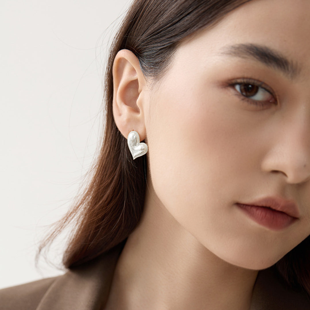 Heart-Earrings-By-Yonandole_5