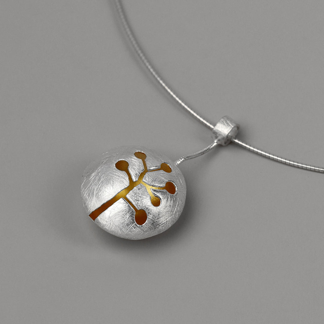Hollow-Cranberry-Pendant-By-Yonandole_1