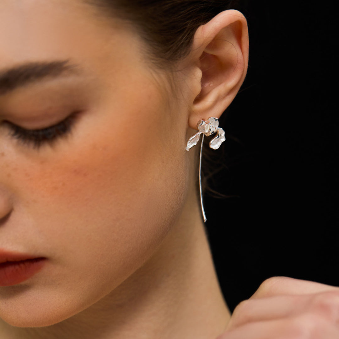 Iris-Flower-Earrings-By-Yonandole_6d