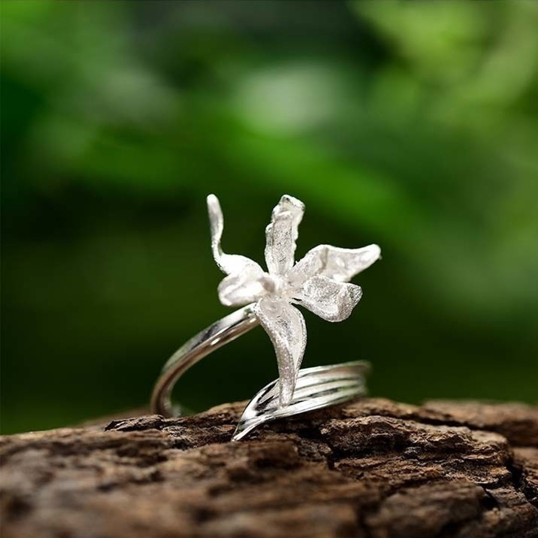 Iris Flower Ring In 925 Sterling Silver 18K Gold Plated Iris Flower Ring In 925 Sterling Silver 18K Gold Plated