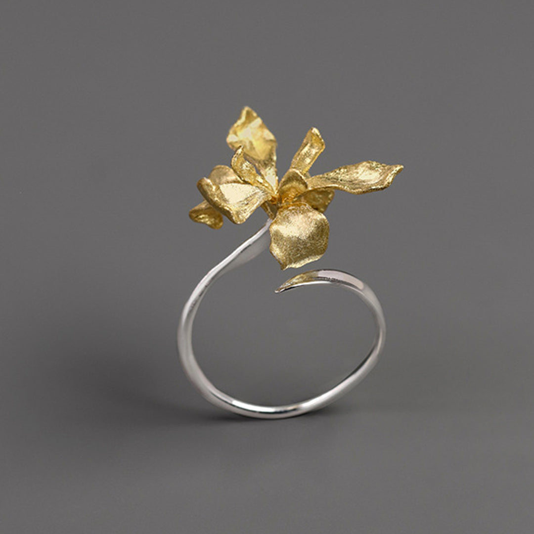 Iris-Flower-Ring-By-Yonandole_3a