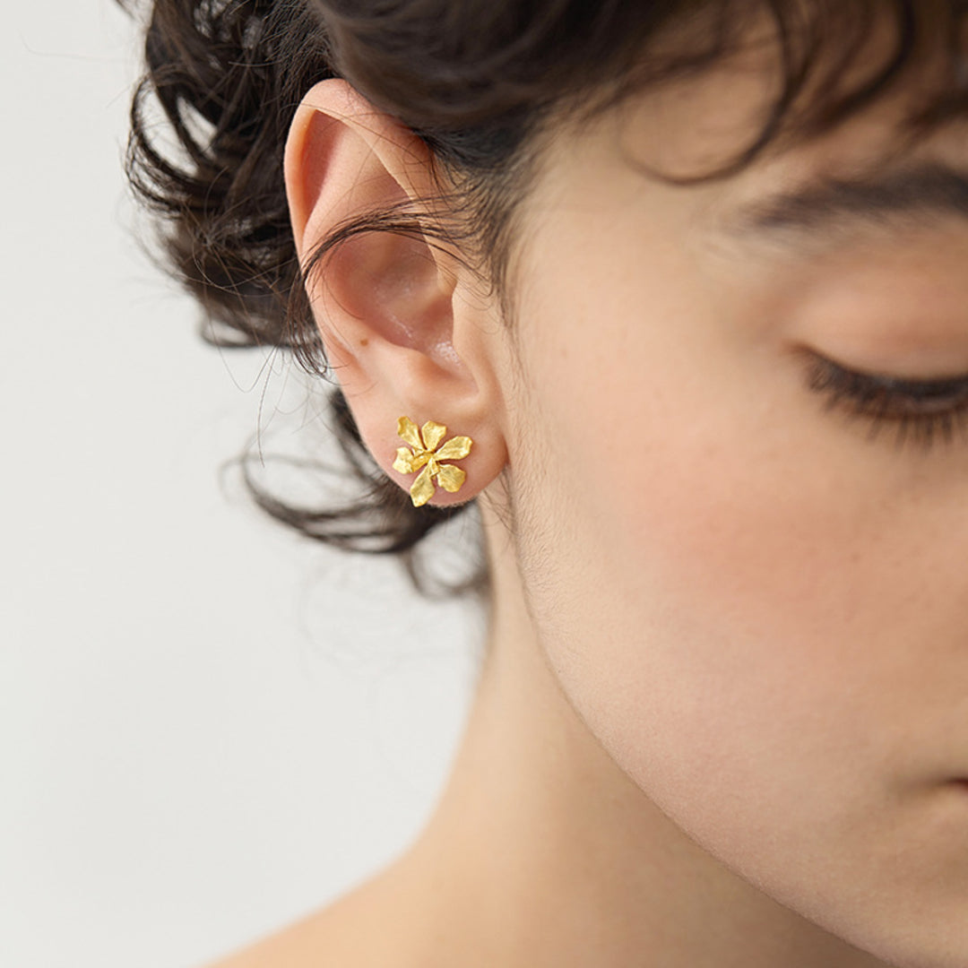 Iris-Flower-Stud-Earrings-By-Yonandole_10