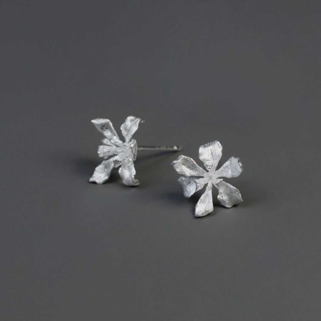 Iris-Flower-Stud-Earrings-By-Yonandole_7