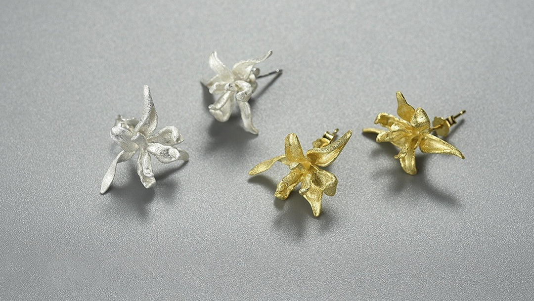 Iris-Flower-Stud-Earrings_9