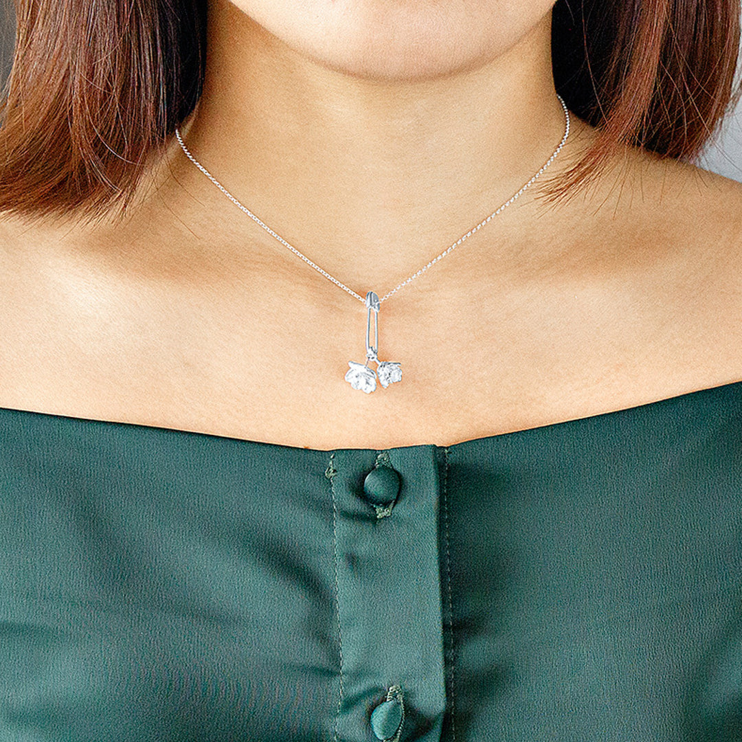 Jasmine-Flower-Pendant-By-Yonandole_7