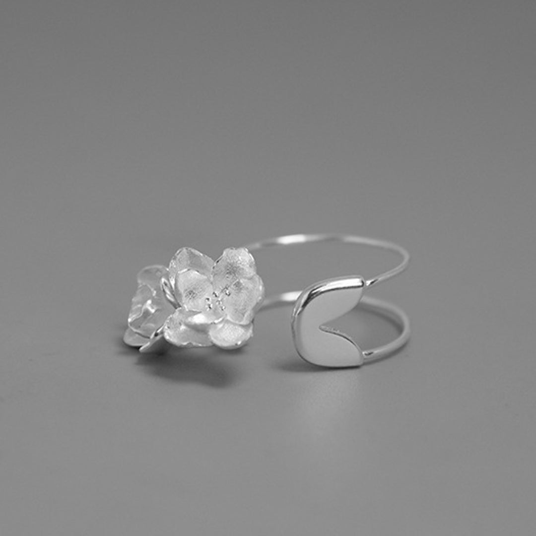 Jasmine-Flower-Ring-By-Yonandole_4