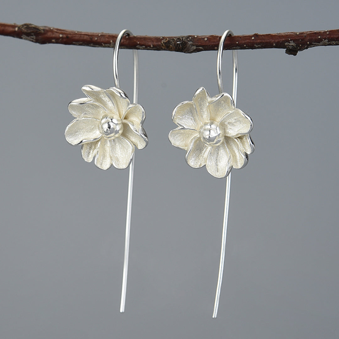 Jasmine-Wire-Earrings-By-Yonandole_4